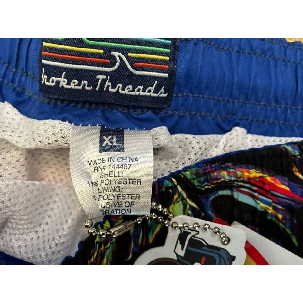 Broken Threads New Men's Board Shorts Size XL Psychedelic Leaves
